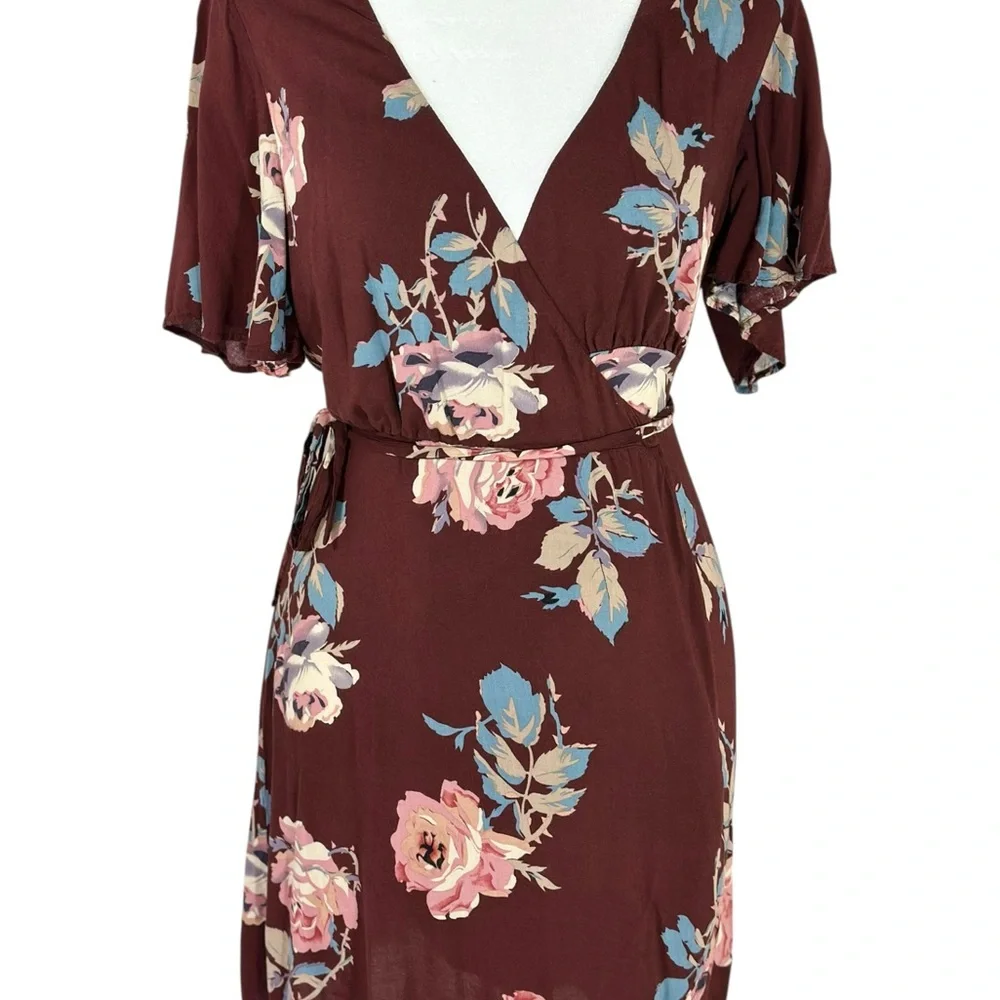 Show Me‎ Your MuMu Burgundy Floral Mini Wrap Dress Short Sleeve V-Neck  Size S - Picture 3 of 8